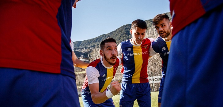 El FC Andorra releva al CF Reus en Segunda B gracias al pulmón de Kosmos